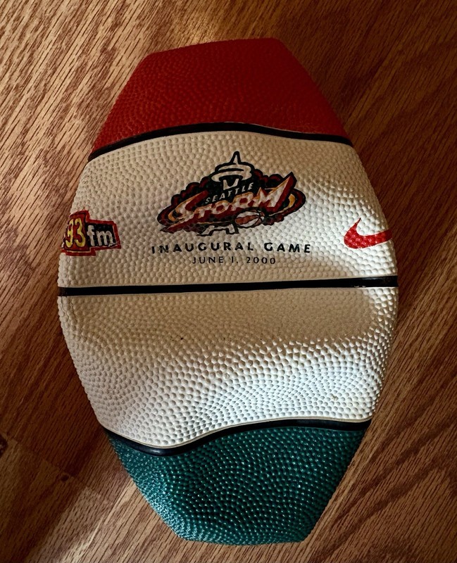 NEW unused WNBA Seattle Storm Inaugural Game Promo Basketball 6/`1/2000