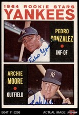 1964 Topps #581 Pedro Gonzalez / Archie Moore Yankees RCs RC AUTO Signed