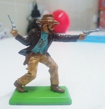 Britains Deetail Cowboys Action Figure MADE IN ENGLAND