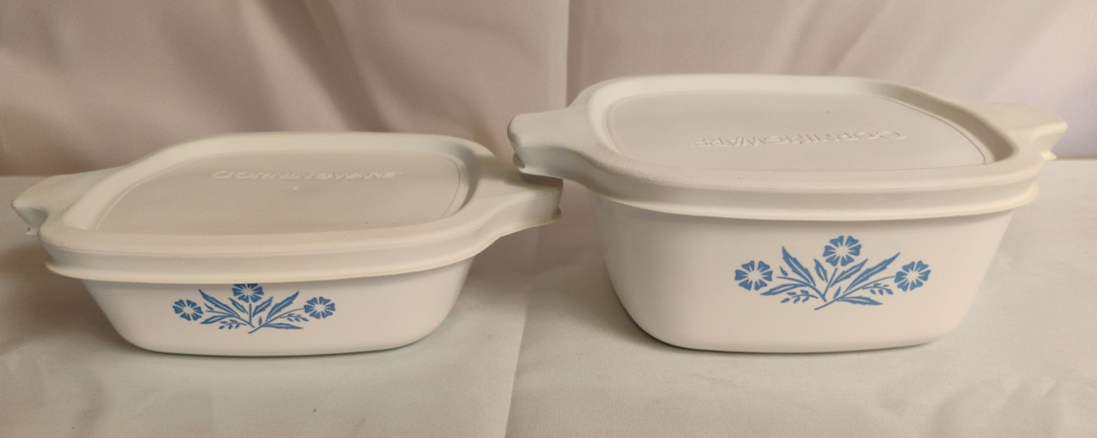 Vtg 2pc Lot Corningware Bowls W/Lids P-44-B P-41-B Cornflower 1 3/4 & 2 3/4 Cup