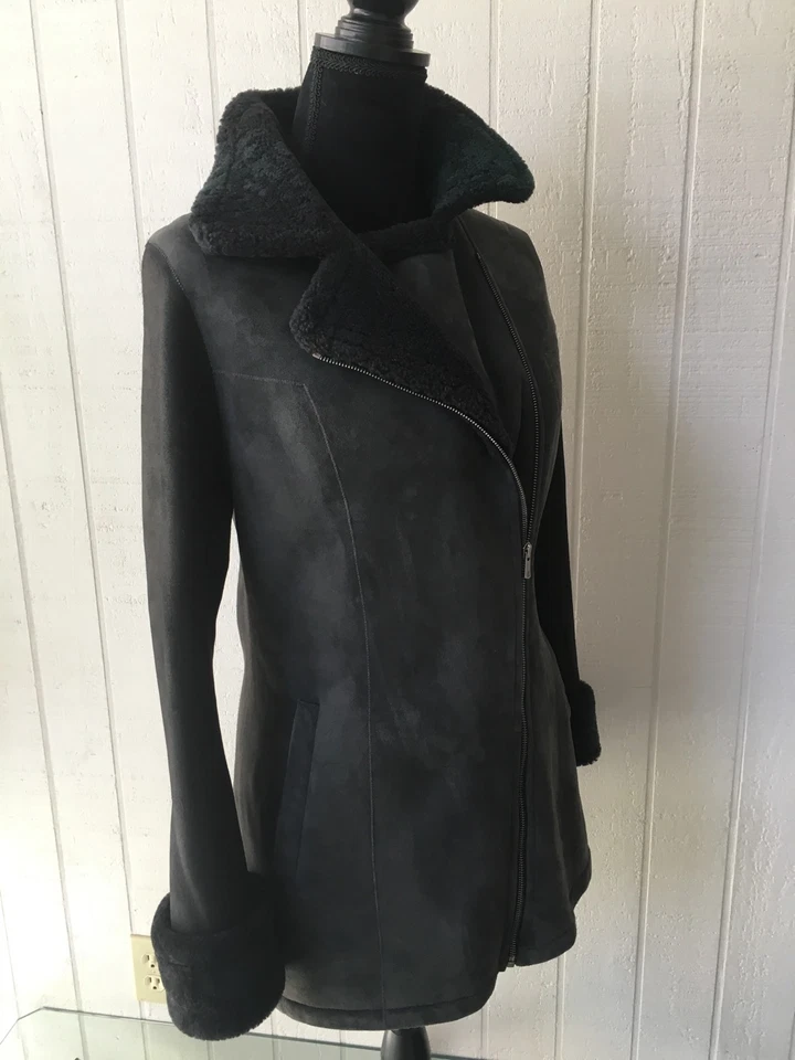 NWOT Light Weight Shearling Fur Jacket Fur Origin Spain Size M-L - Image 2 of 4