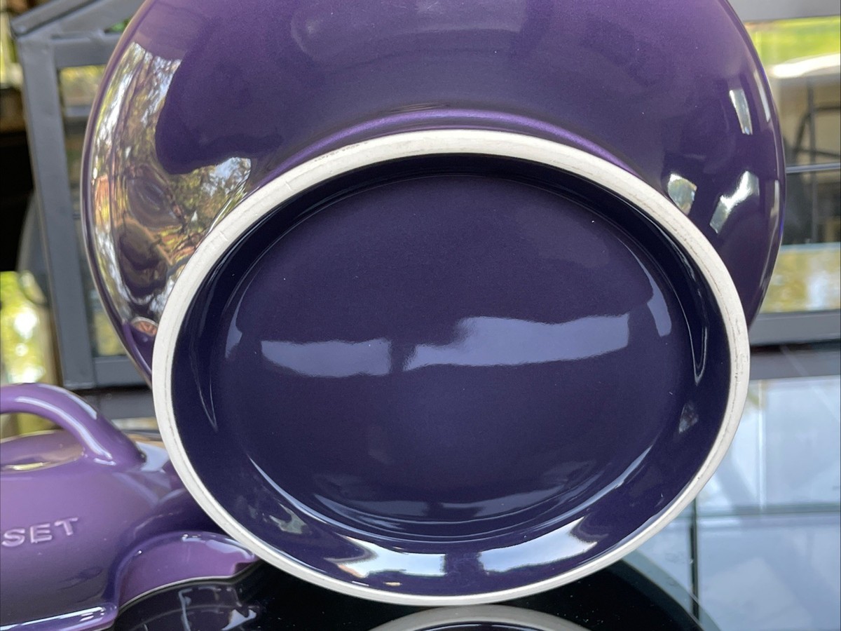 LE CREUSET Cassis Soup Tureen 3 Quart | eBay