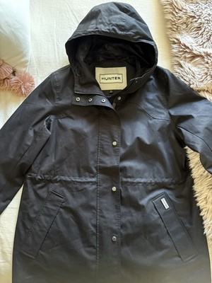 Hunter Black Rain Jacket Size L  Full Zip