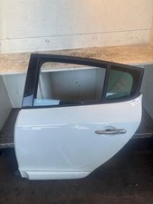 Porte arrière et accessoires Renault MEGANE