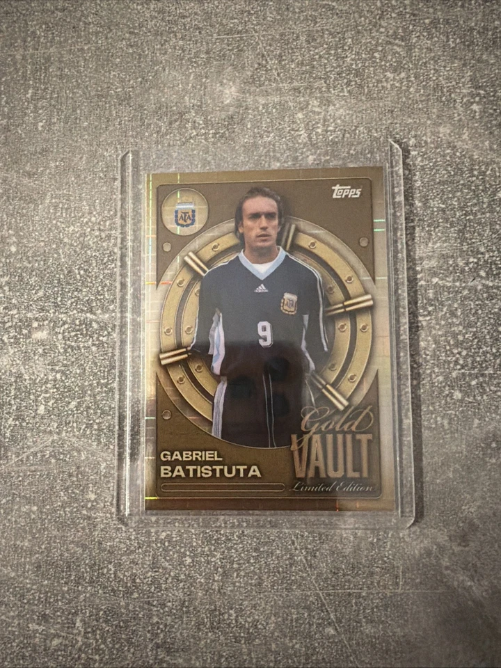 Topps Collector Tin Argentina 2026 - Gold Vault Gabriel Batistuta  - Bild 1 von 2