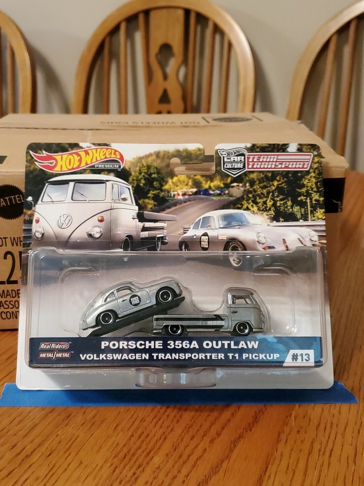 2019 Hot Wheels Team Transport #13 Porsche 356A Outlaw VW Transporter T1 Pickup