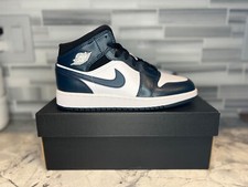 Jordan 1 Mid Armory Navy GS 554725-411 Size 5.5Y Brand New