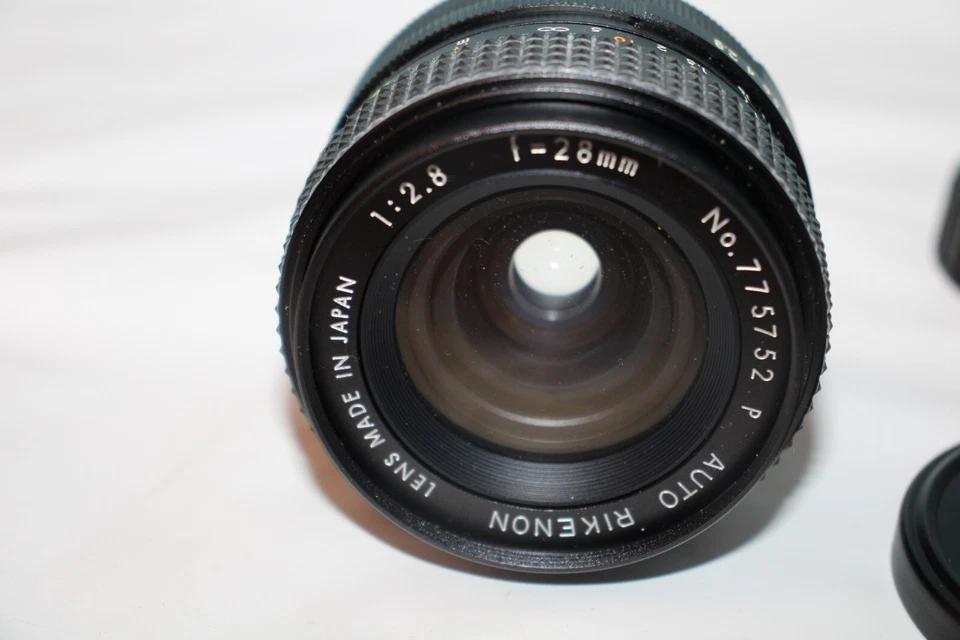 New M42 Ricoh Automatic Rikenon Lens 28mm F/2.8 Standard Prime MF LENS w/BOX - Image 4 of 4