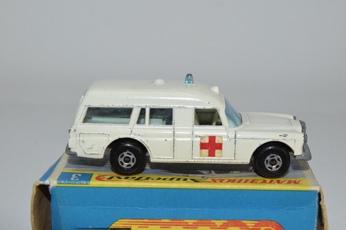 B8 1:60 3INCH 3 INCH MATCHBOX SUPERFAST 3 MERCEDES BENZ BINZ AMBULANCE EXIB - Bild 8 von 16