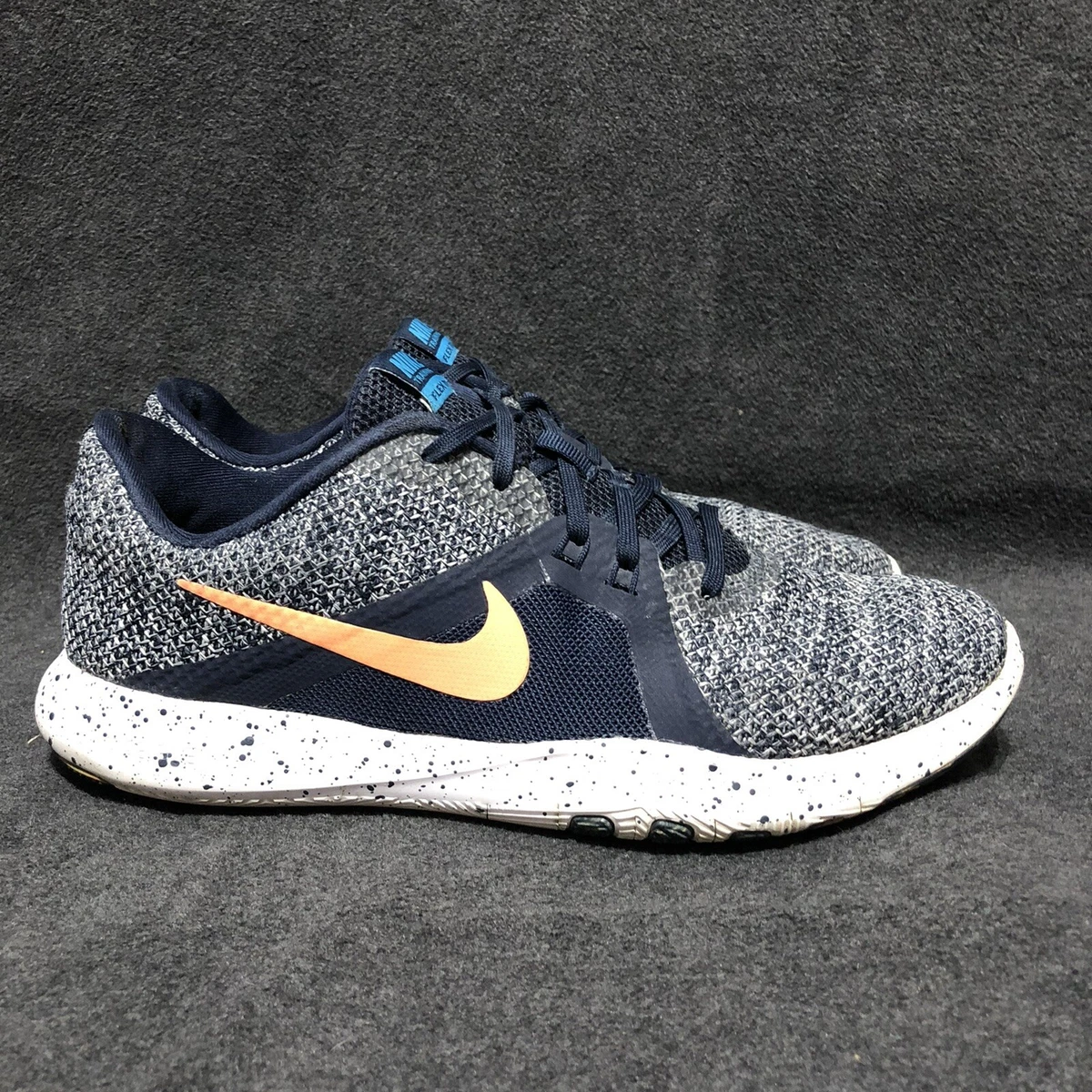 nike tr8