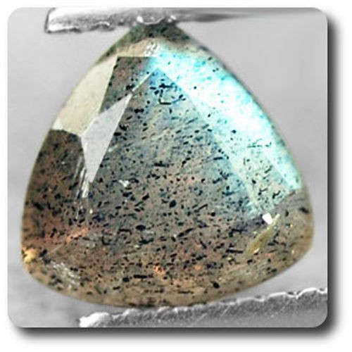 Spectrolite Madagascar 1.95 cts achat pierre précieuse brute taillée collection minéraux