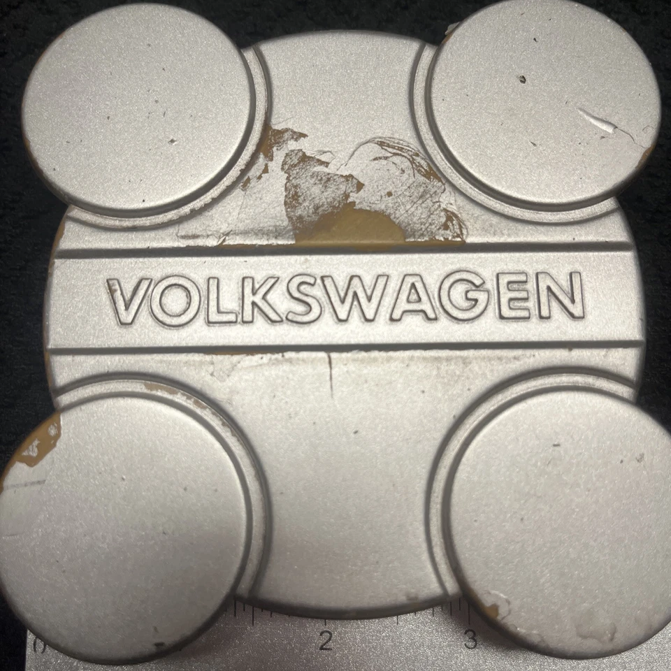 Volkswagen VW Corrado Jetta GLi 535 601 149 OEM Center Wheel Hub Cap Rim Cover X Foto 2 de 4