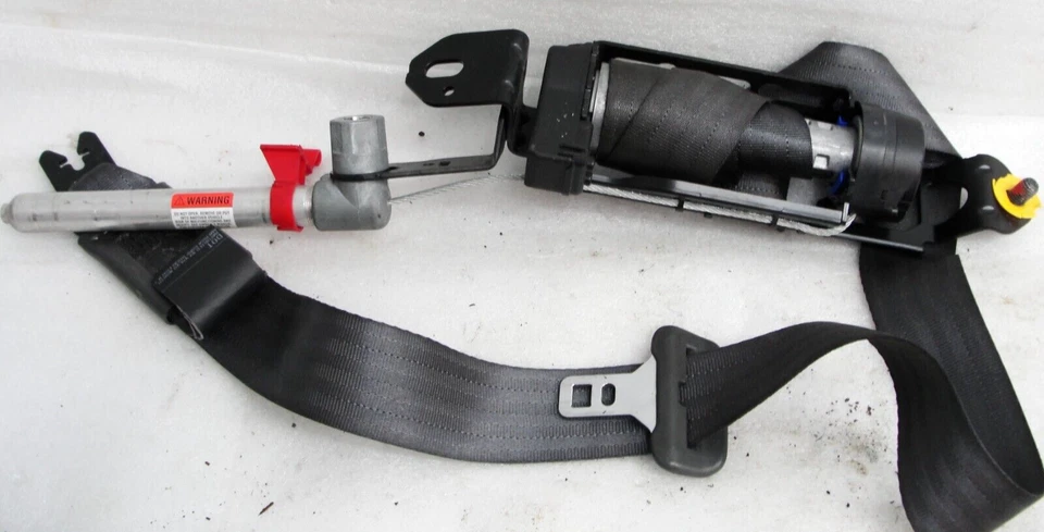 Volvo S60 V70 XC70 pasajero delantero derecho arnés retractor diestro 01-04 OEM Foto 2 de 3