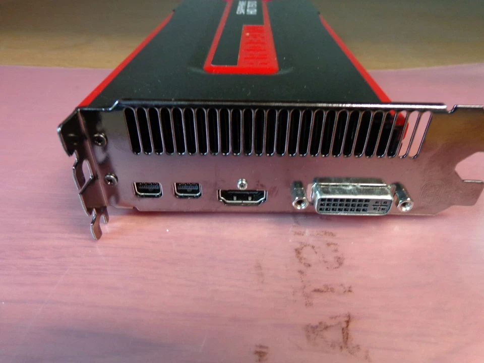 AMD Radeon HD 7970 3GB Video Card PCI-E HDMI/DVI/Dual Mini DP 299-1e208-400sa - Image 3 of 4