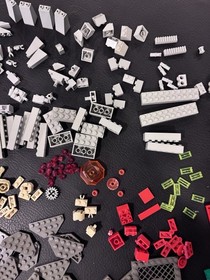 LEGO 7317 Life on Mars Aero Tube Hanger 92% Complete W/Minifigs