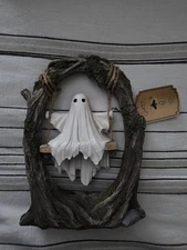 Viral Halloween Ghost on a Swing by Sweet Street NWT Marshalls Homegoods TJMaxx