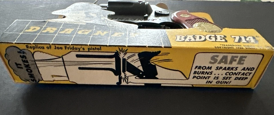 REVÓLVER REPETITIVO ESPECIAL DRAGNET DETECTIVE DE COLECCIÓN" CARDADO KNICKERBOCKER TAPA PISTOLA. Foto 4 de 4