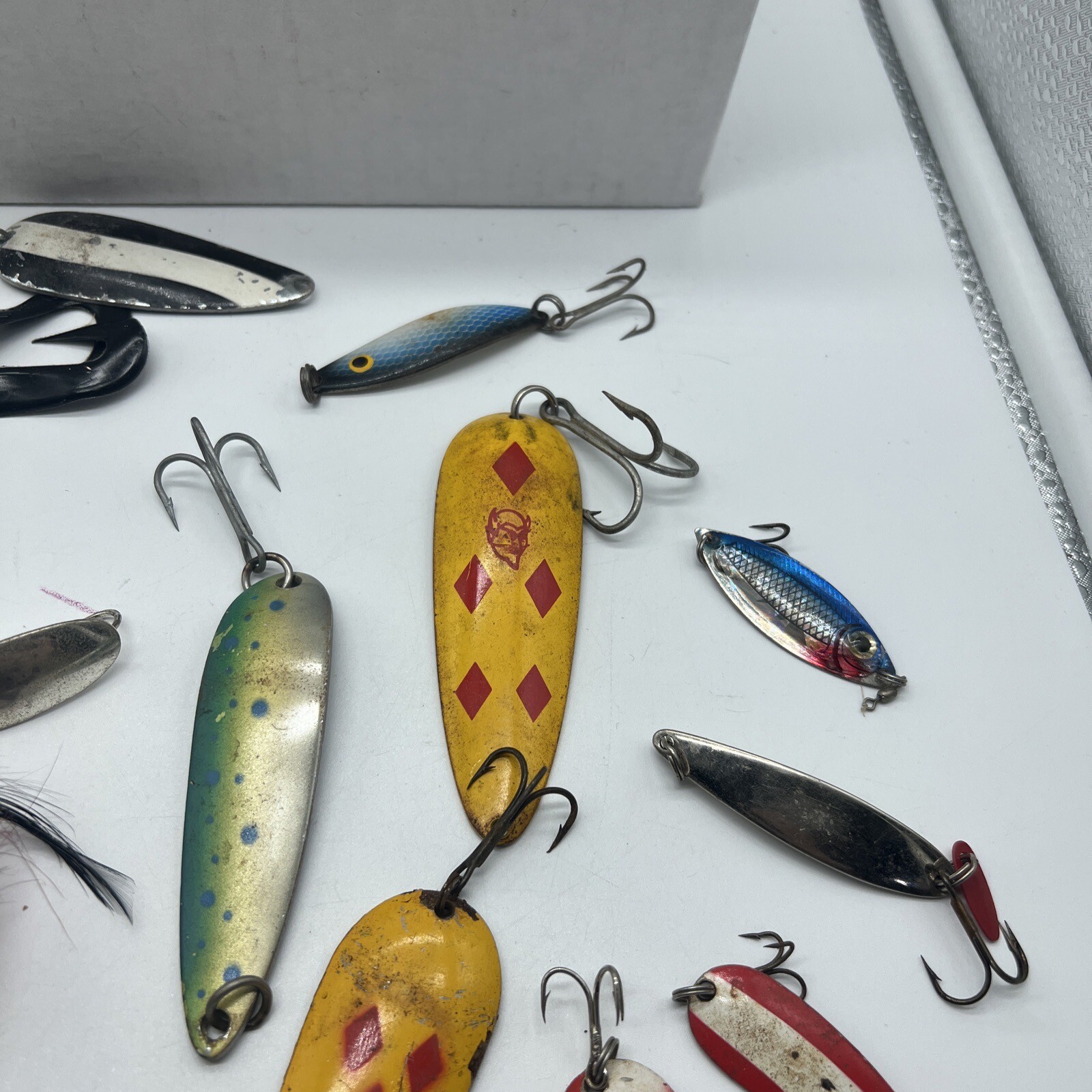 Lot of Small Tackle Spoons And More - Image 3