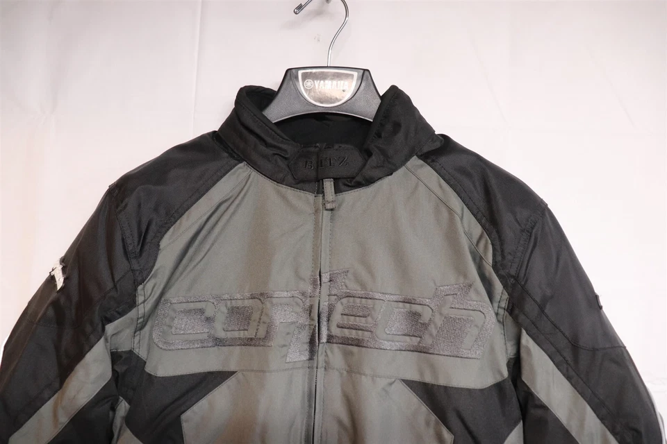 Куртка зимняя для снегохода Cortech Blitz 3.0 серая 8927-0317-07 (размер XL) - Изображение 2 из 4