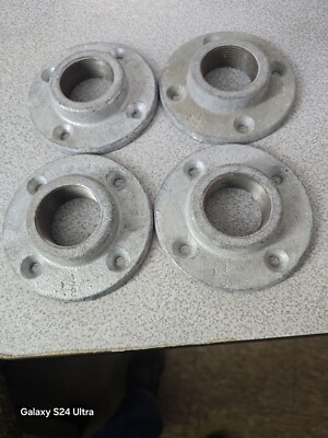 Ward 1-1/2'' Pipe  X 4-1/2'' Od Galvanized Floor Flange