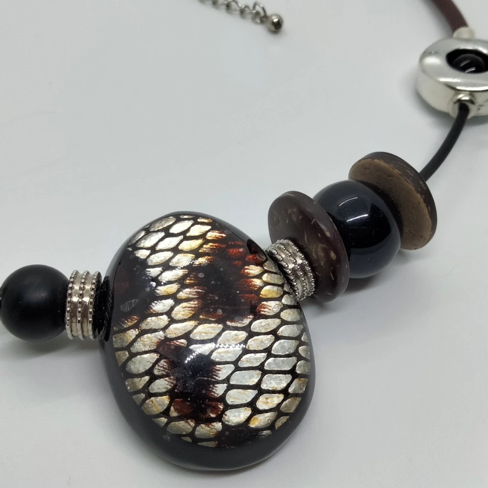 Juego de joyería de cordón de silicio contemporáneo Foto 2 de 4