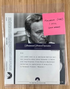 1 Macaroni (1985) original movie still Jack Lemmon portrait with snipe