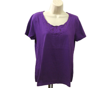 Laura Scott Womens T-Shirt Sz Medium Purple Round Neck Embroidered 100%Cotton SS
