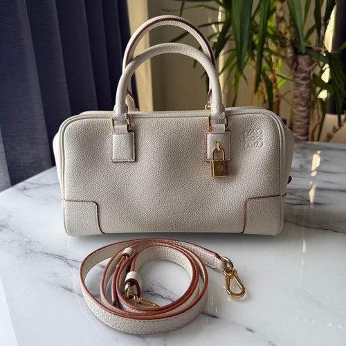 LOEWE Amazona Handbag White with Shoulder Strap Used
