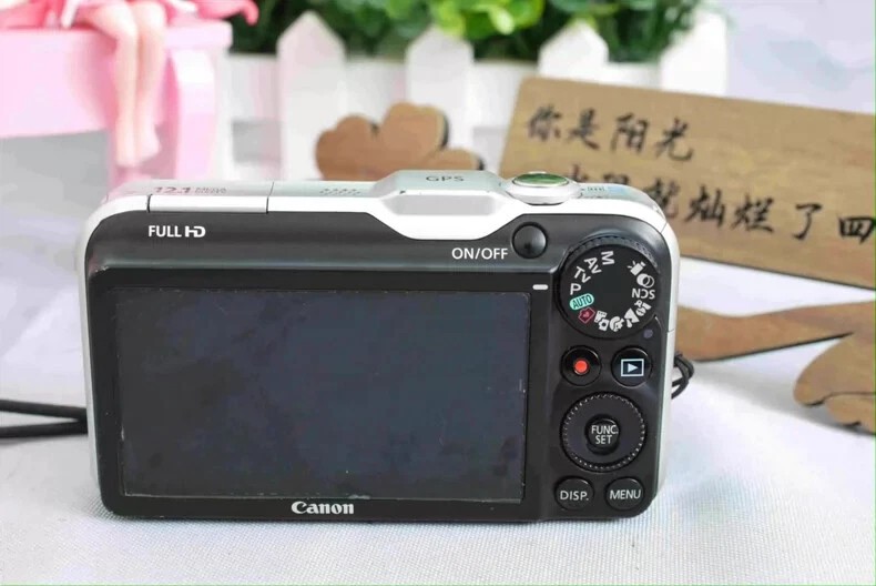Canon PowerShot SX230 HS 12.1 MP CMOS Digital Camera 14x Zoom