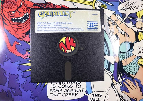 Guantelete - Mindscape 1985 IBM PC, Tandy - Disco de 5,25", Caja plegable, Manual - Imagen 4 de 6