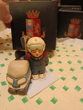 Meraviglioso Poliziotto su Motoslitta 2025  Della Thun Nuovo