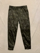Layer 8 Mens Large Jogger Sweat Pants Tapered Fleece Lined Camo Cuff