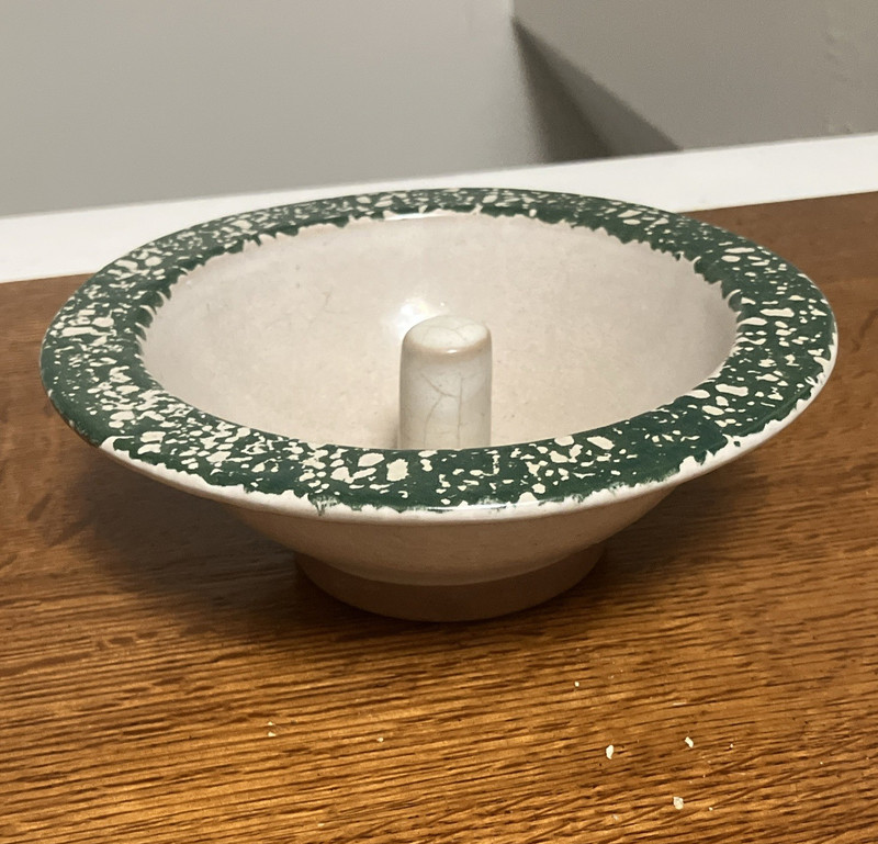 Robinson Ransbottom RRP Vintage Ring Baking Mold 1.5 Qt 8in White/Green