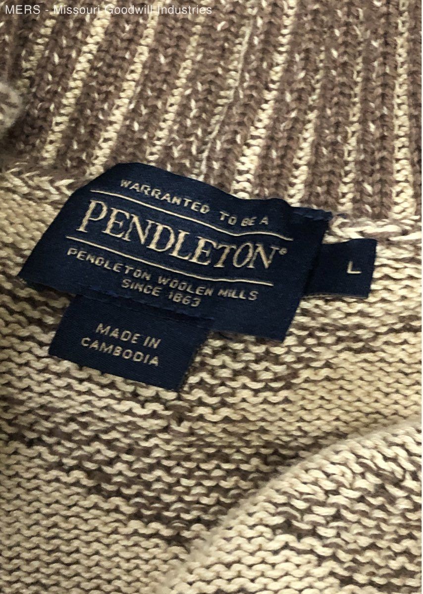 Pendleton Women's Brown Pattern Wool Cardigan Swe… - image 4