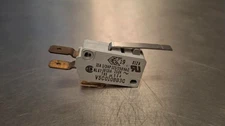 Dryer (TD3030) Door Microswitch (V5C010BB3C), Wascomat P/N:487189706 [Used]