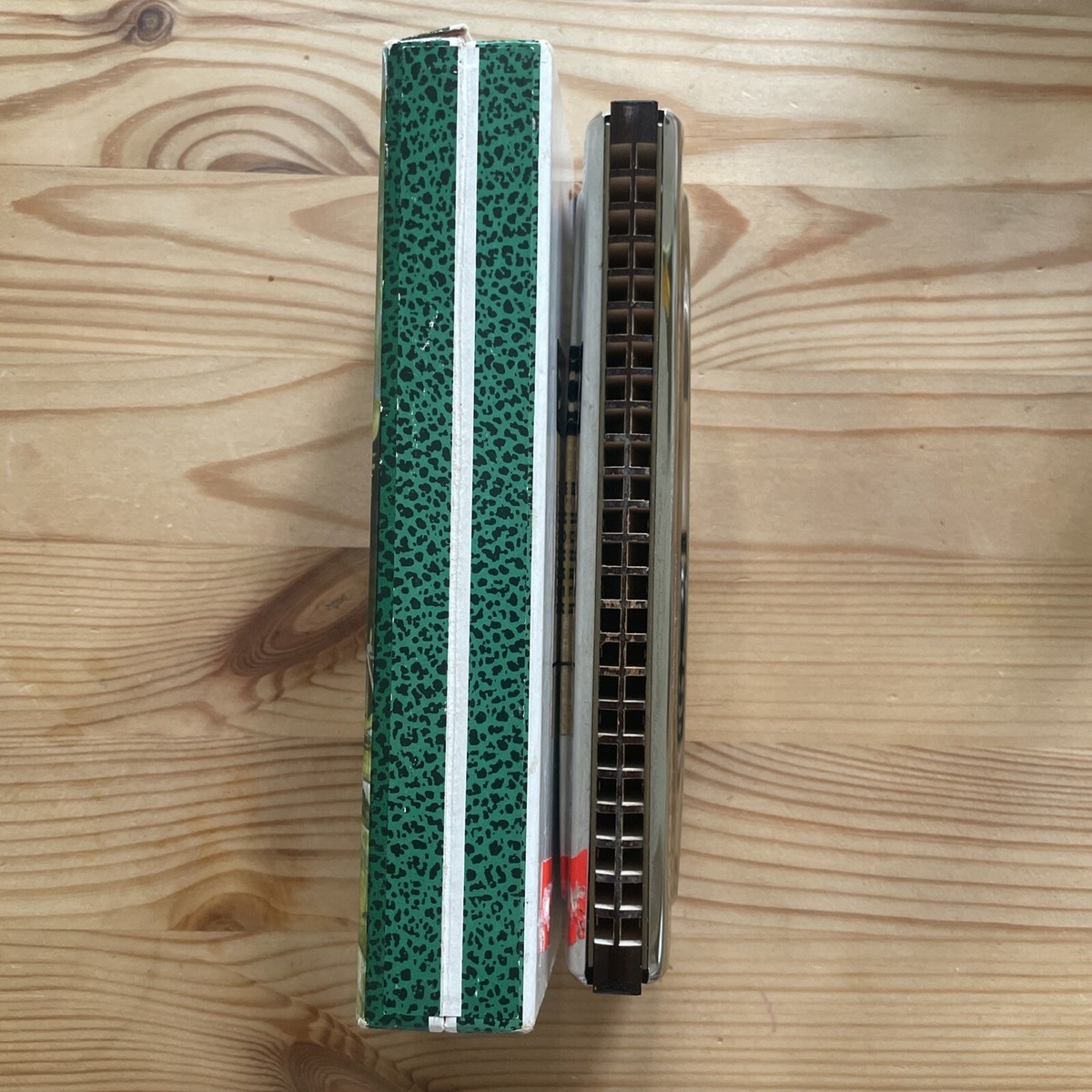 ホーナー社　ハーモニカ　Echo bell Vintage M Hohner The Echo Harp Bell Metal Reeds 2 Sided Key