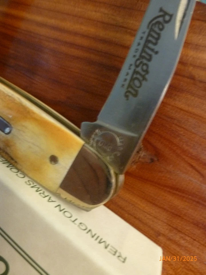 Cuchillo bala ciervo Remington 2015 R4466 "The Cliffhanger" sin usar, en caja con todo el papeleo Foto 3 de 4