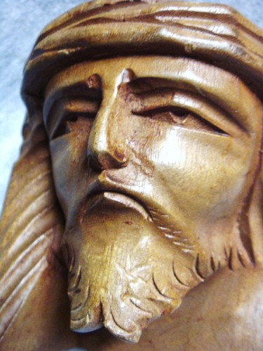UNIQUE Hand Carved Whittled Wooden Bust of JESUS CHRIST w/Bark On One Side OOAK - Picture 7 of 11