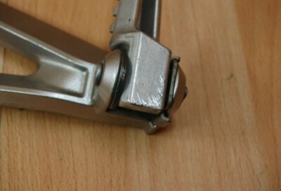 myi Kawasaki ZX-10R ZXT00C 04-05 Fußraste hinten links 173-071