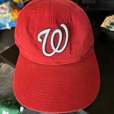 Washington Nationals Genuine Merchandise Baseball Team MLB Cap/Hat Adjustable