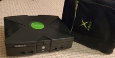 Microsoft Original XBOX CONSOLE & Carrying Bag ONLY /Great Working Condition