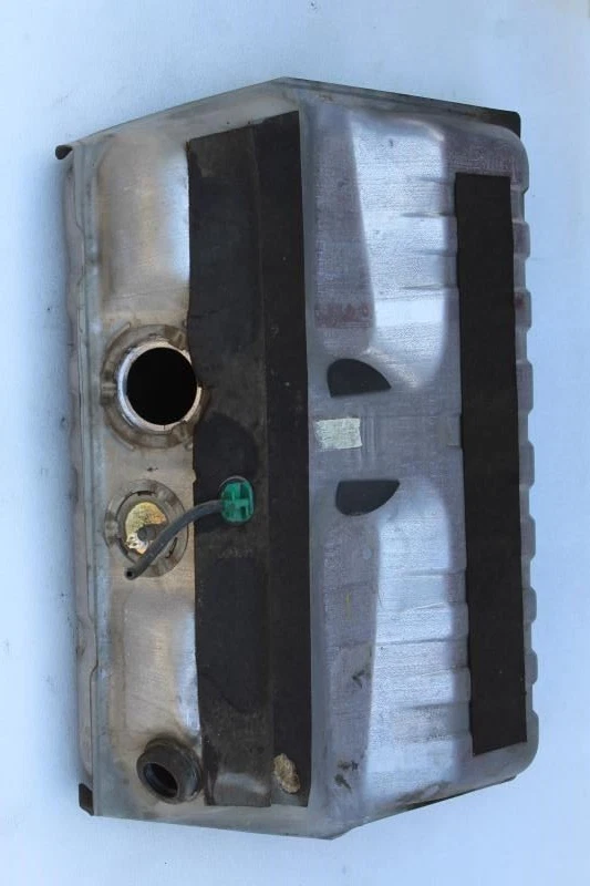 Plymouth Acclaim 1994 tanque de combustible de gasolina Foto 2 de 4