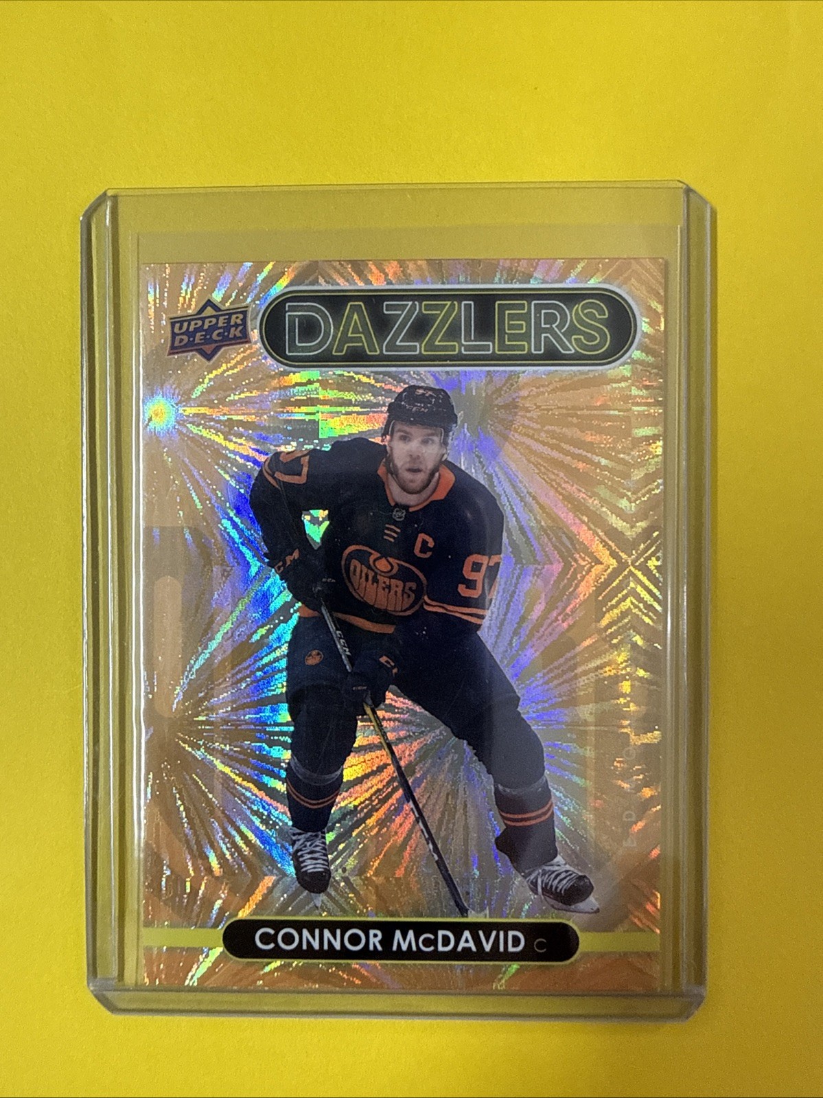 connor mcdavid 2021/22 Ud Orange Dazzlers Card