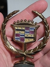 Oem Cadillac Gold Hood Ornament Wreath Crest Brougham Deville Fleetwood 1980-92