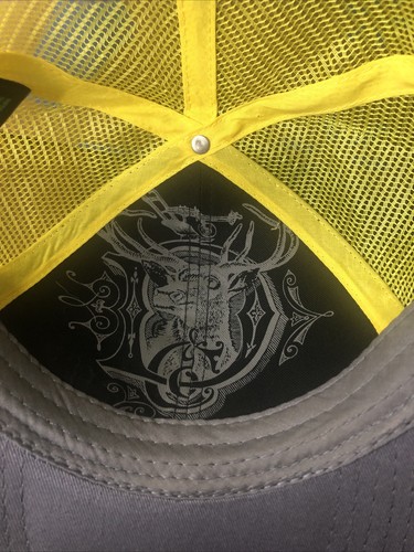 Sombrero de camionero John Deere para hombre gris y amarillo bordado malla a presión - Imagen 6 de 7