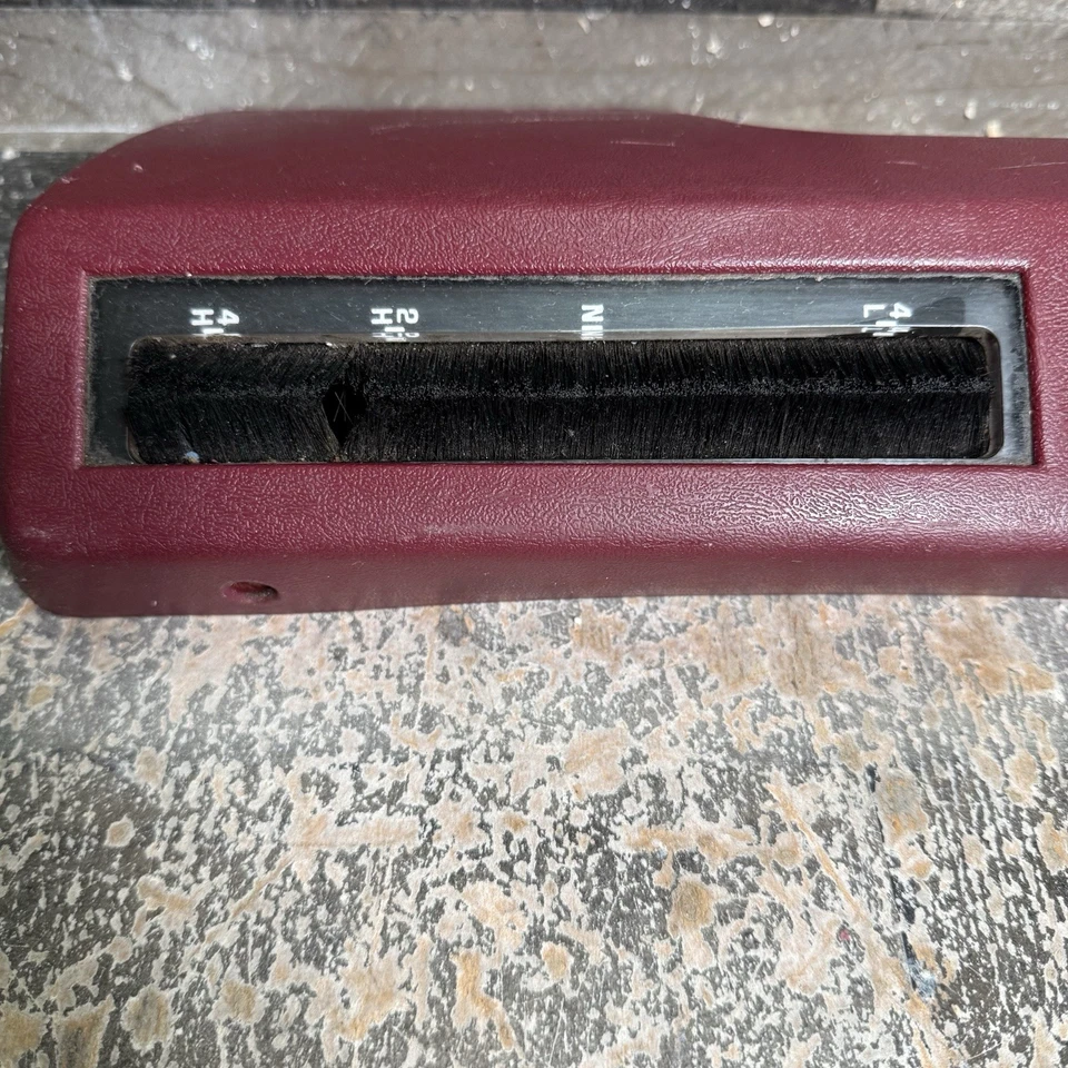 Chevrolet Silverado 1988-1994 4x4 caja de transferencia palanca de cambios bisel cubierta moldura OEM rojo Foto 2 de 4