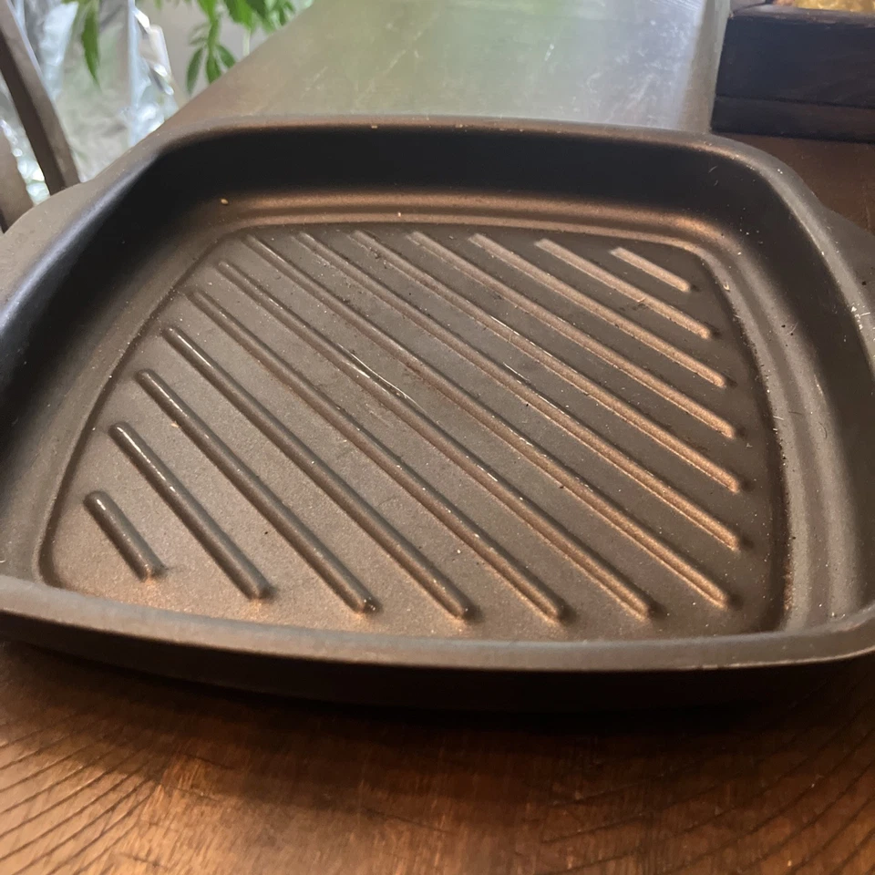 "Plancha abrasadora Nordic Ware 365 interior/exterior Texas 11"" X 11""" Foto 3 de 3