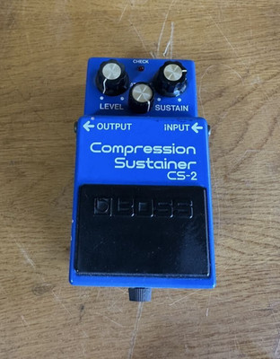 Boss CS-2 Compression Sustainer Vintage Gitarrenpedal blau getestet