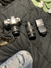 Canon EOS Elan II 35mm SLR Camera with 28-105 mm Ultrasonic Lens Cap  75-300