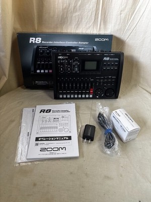 Zoom R8 8-Track Digital Recorder/Interface/Controller/Sampler w/ box